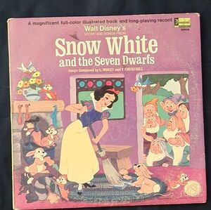 Snow White and the Seven Dwarfs Record With Attached Storybook